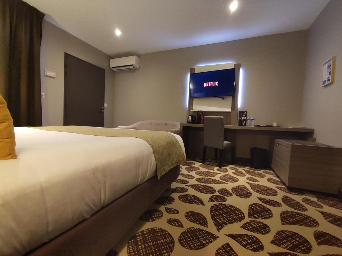 Contact Hotel Le Provencal Bordeaux Lac Экстерьер фото
