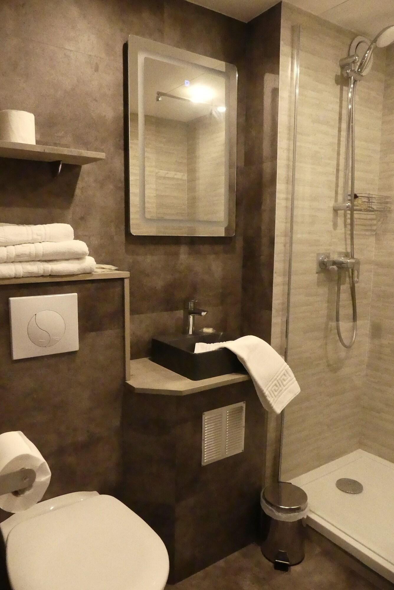 Contact Hotel Le Provencal Bordeaux Lac Экстерьер фото