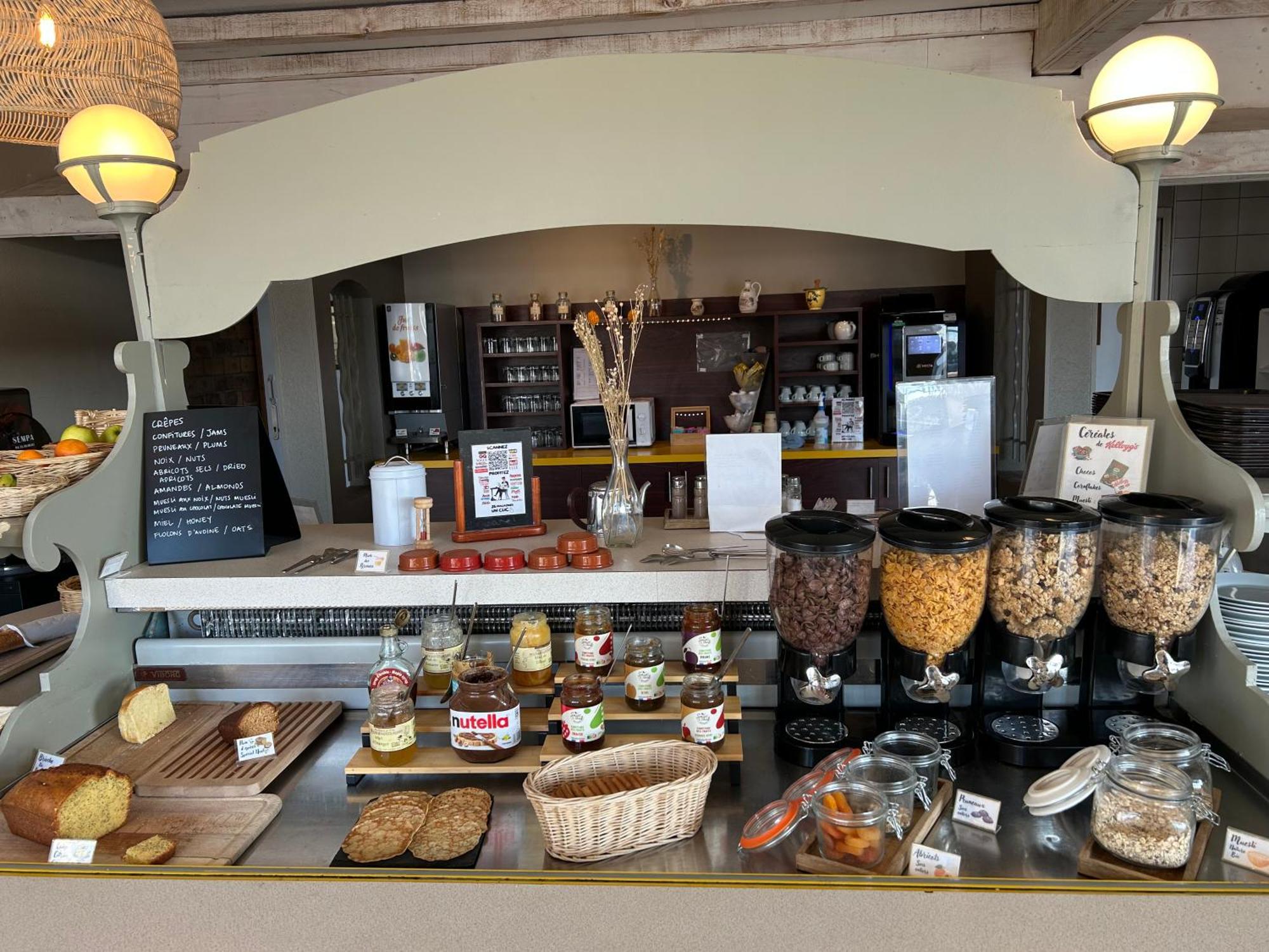 Contact Hotel Le Provencal Bordeaux Lac Экстерьер фото